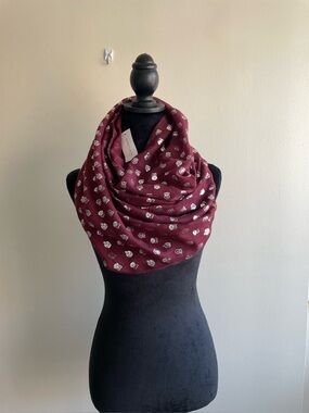 Marie Claire Burgundy Owl Print Infinity Scarf NWT OS